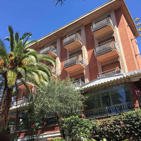 Hotel Astoria Bordighera Ngoại thất bức ảnh
